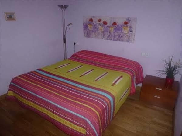 Apartamentos Gebala Estella Exteriör bild
